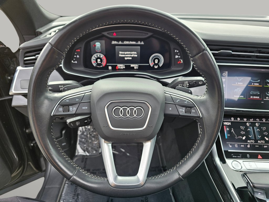 Used 2019 Audi Q8 Prestige w/ Towing Package image 6