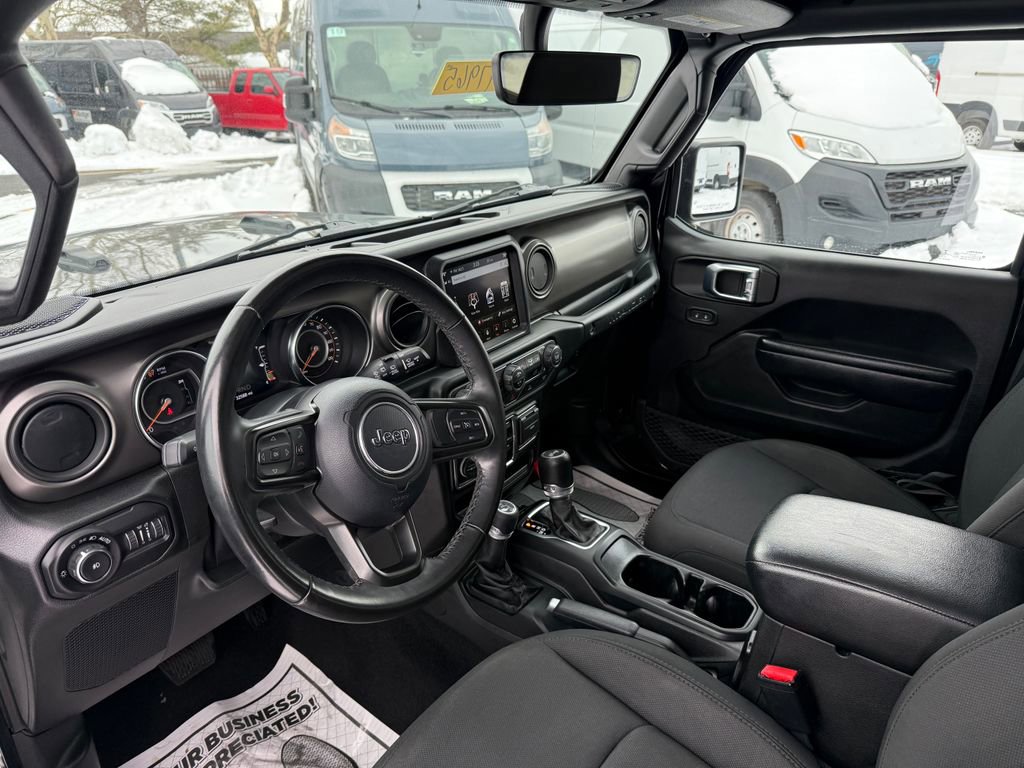 Used 2021 Jeep Wrangler Unlimited Sport image 11