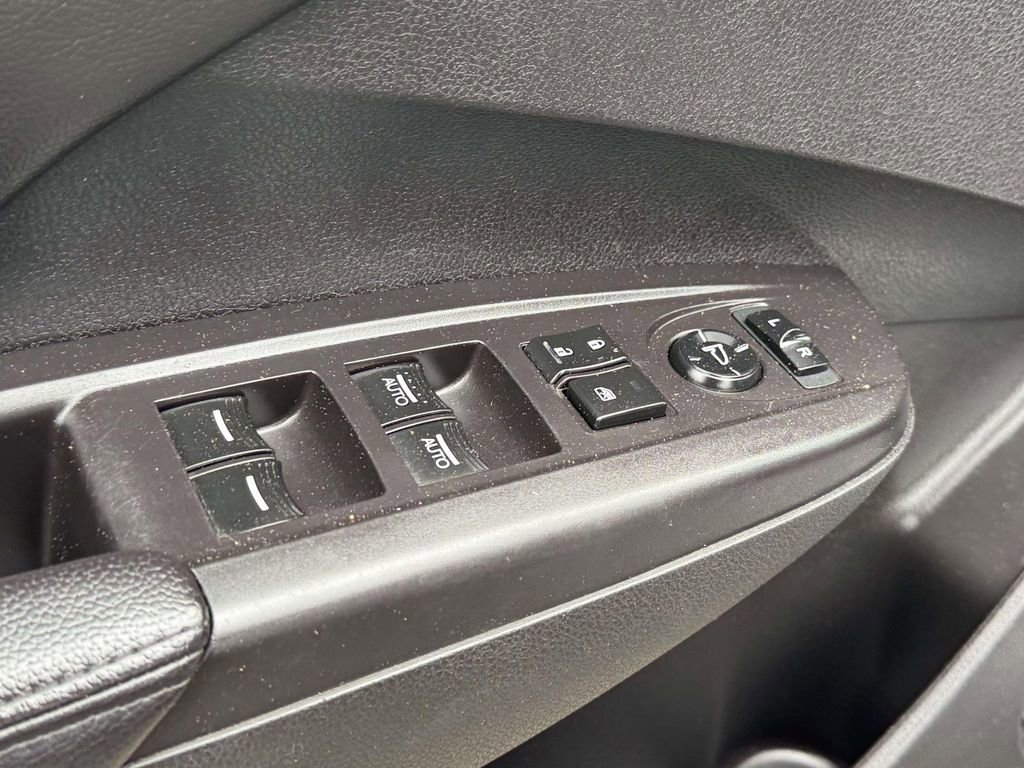 Used 2015 Acura RDX AWD w/ Technology Package image 21