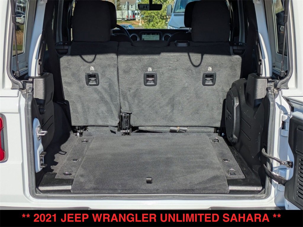 Used 2021 Jeep Wrangler Unlimited Sahara w/ Uconnect 4C Nav & Sound Group image 10