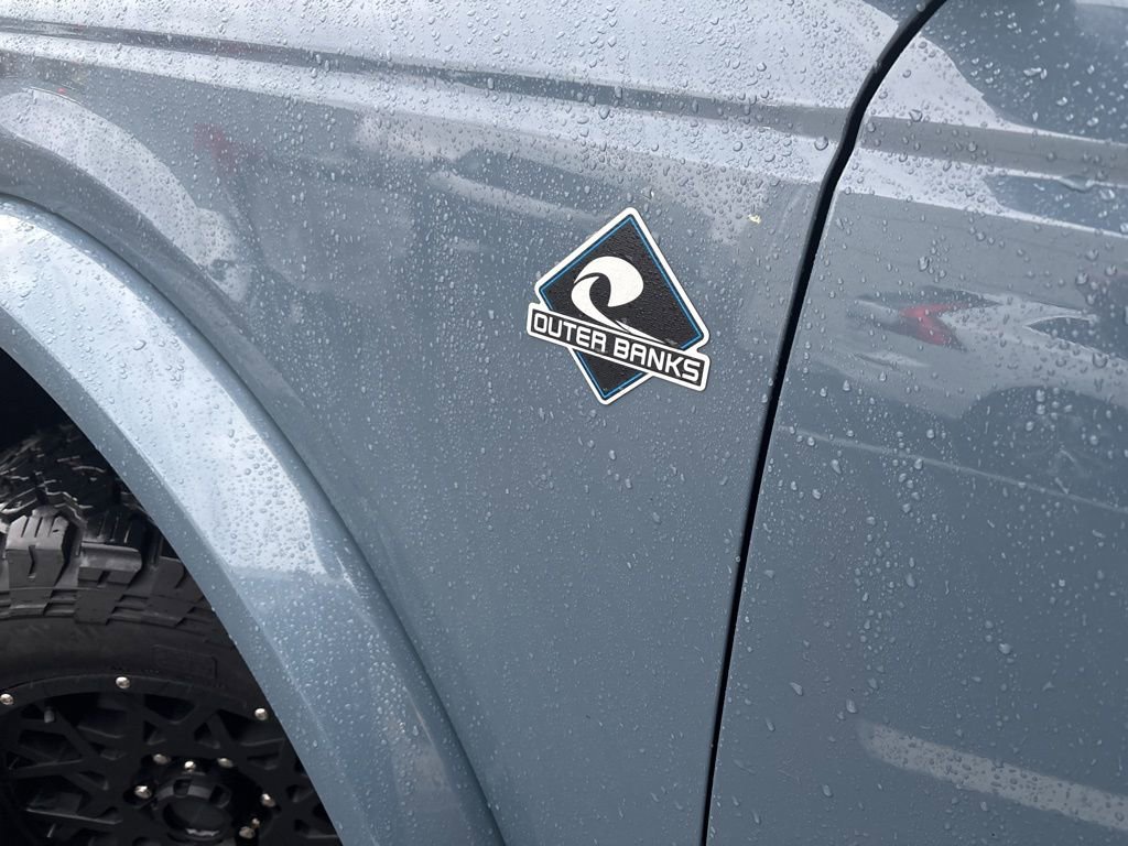 Used 2023 Ford Bronco Outer Banks image 10