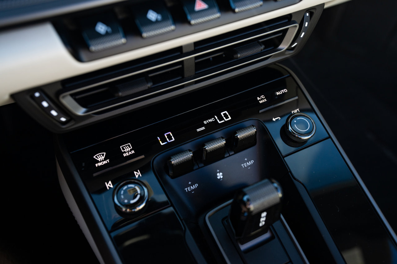 Used 2020 Porsche 911 Carrera 4S image 47