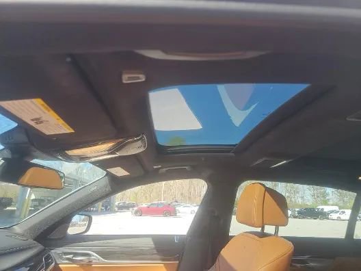 Used 2019 BMW 740i w/ M Sport Package image 16