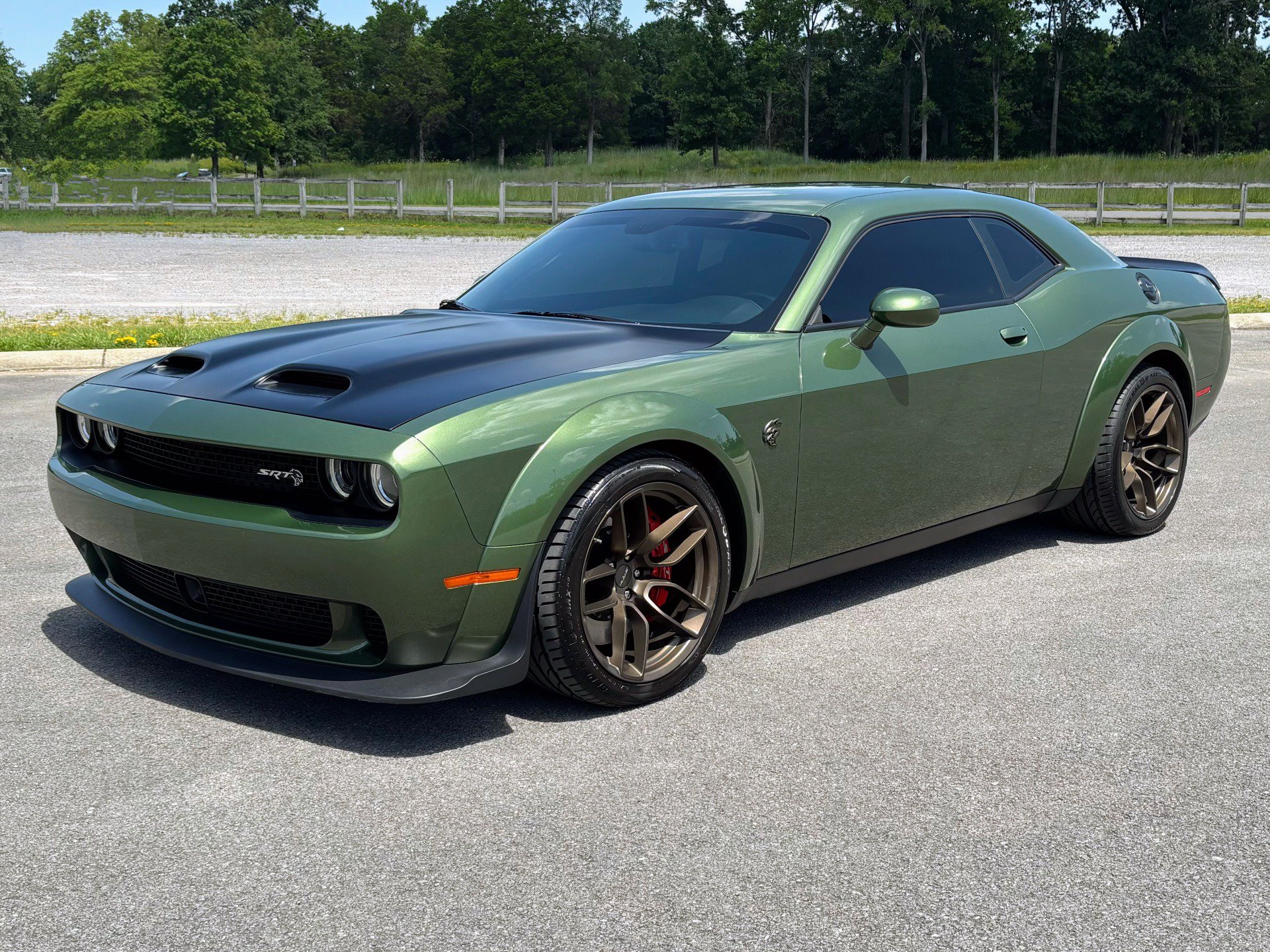 Used 2023 Dodge Challenger SRT Hellcat RWD image 2