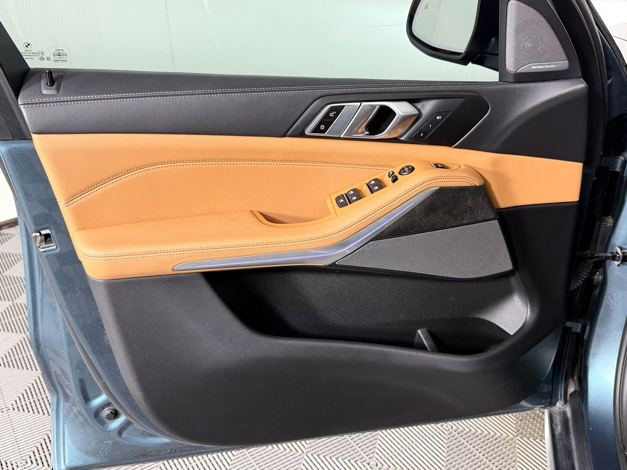 Used 2024 BMW X5 sDrive40i w/ Premium Package RWD image 12