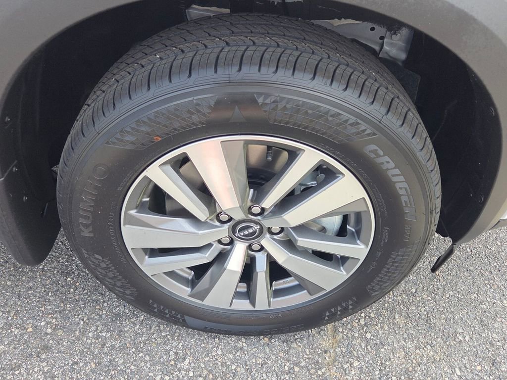 New 2026 Nissan Pathfinder SL image 13