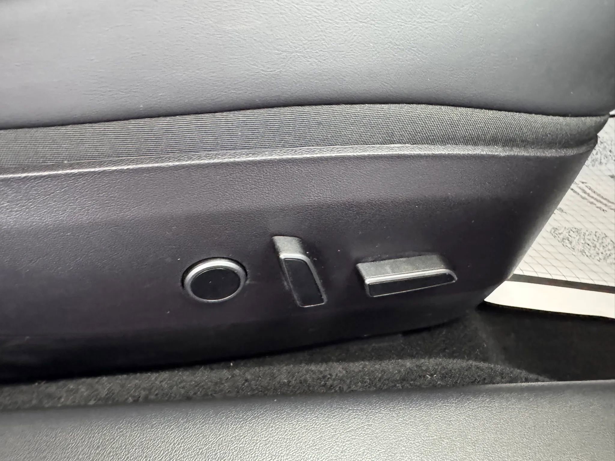 Used 2021 Tesla Model 3 Standard Range Plus image 13
