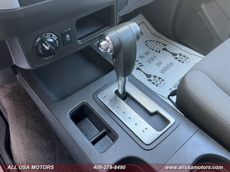 Used 2014 Nissan Xterra S image 40