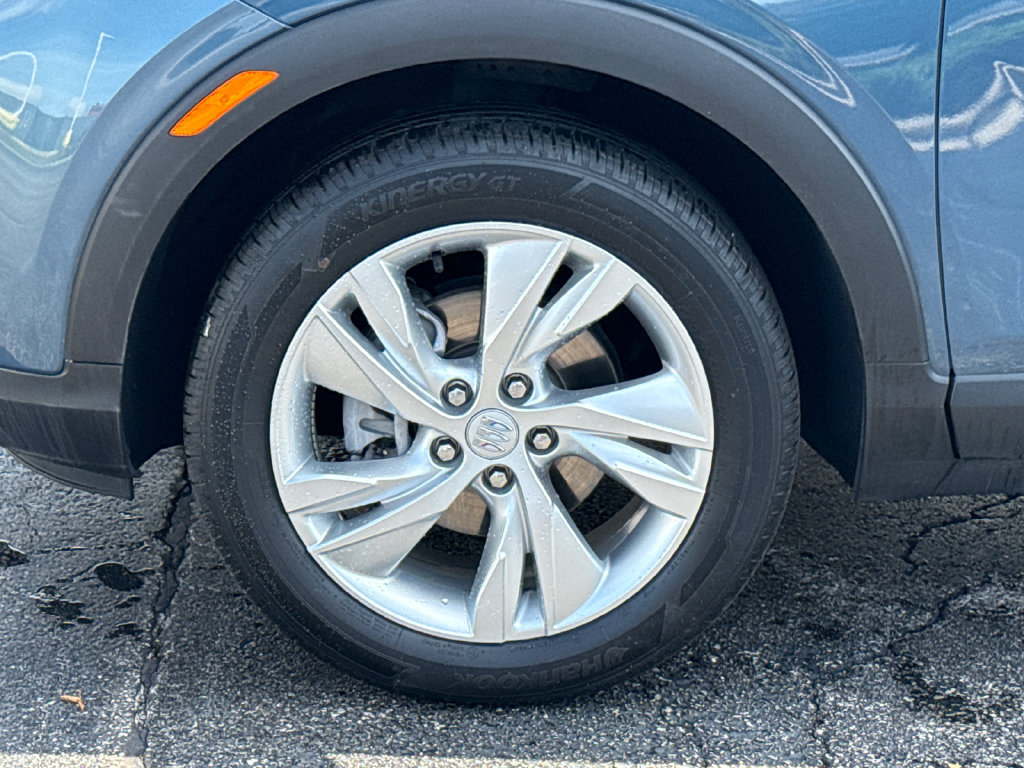 Certified 2024 Buick Encore GX Preferred FWD image 12