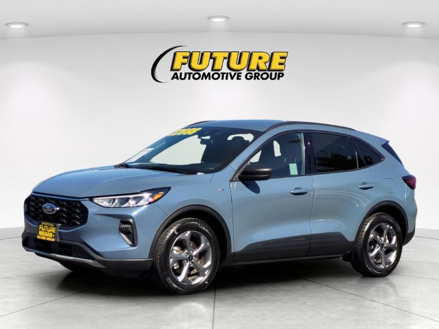 Used 2025 Ford Escape ST-Line FWD image 5