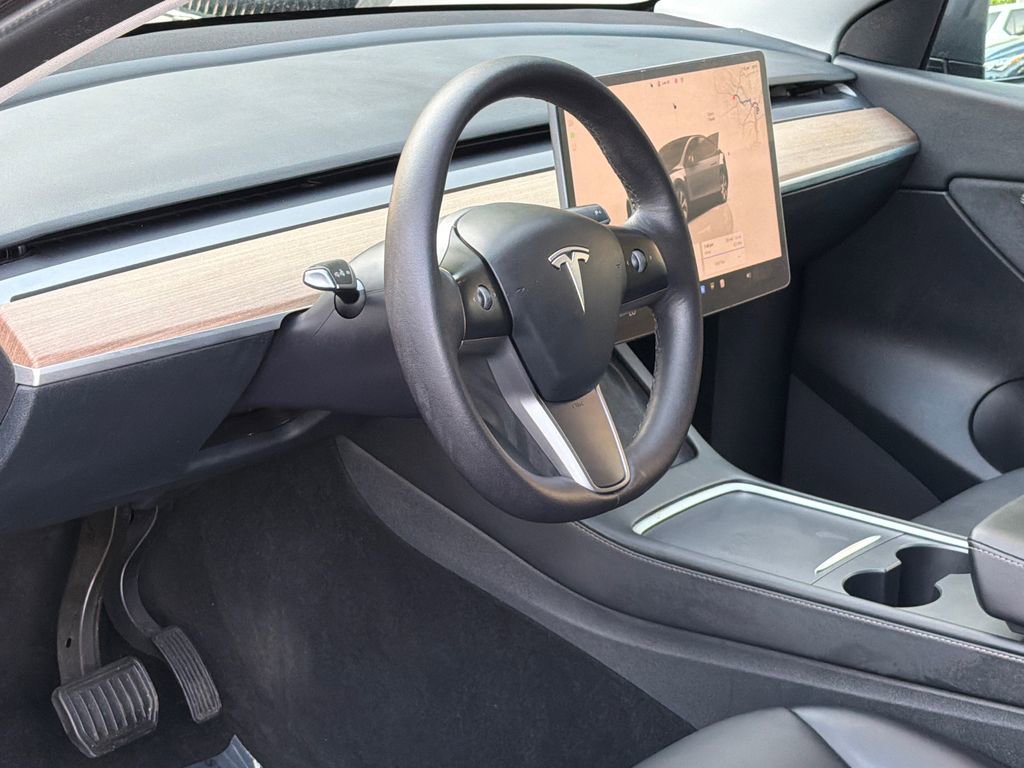 Used 2023 Tesla Model Y Long Range AWD/4WD image 11