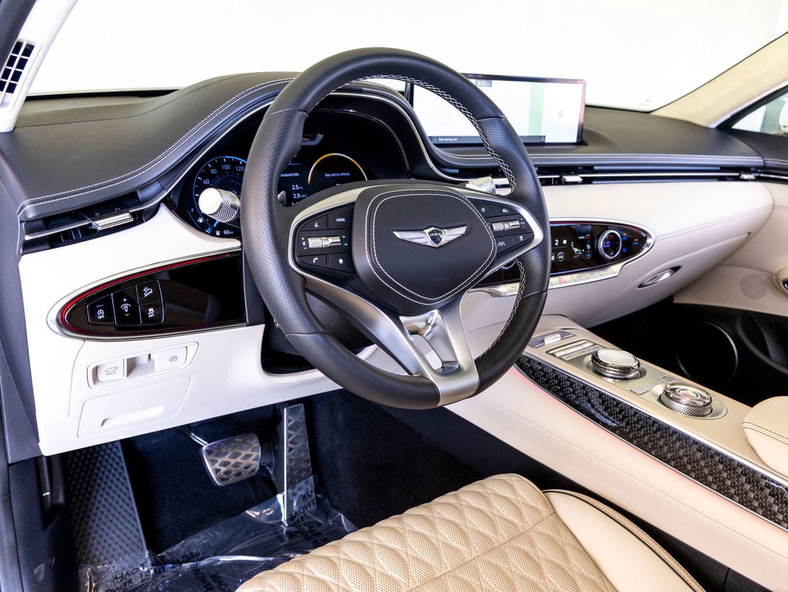 Used 2023 Genesis GV70 3.5T Sport w/ Sport Prestige Package image 17