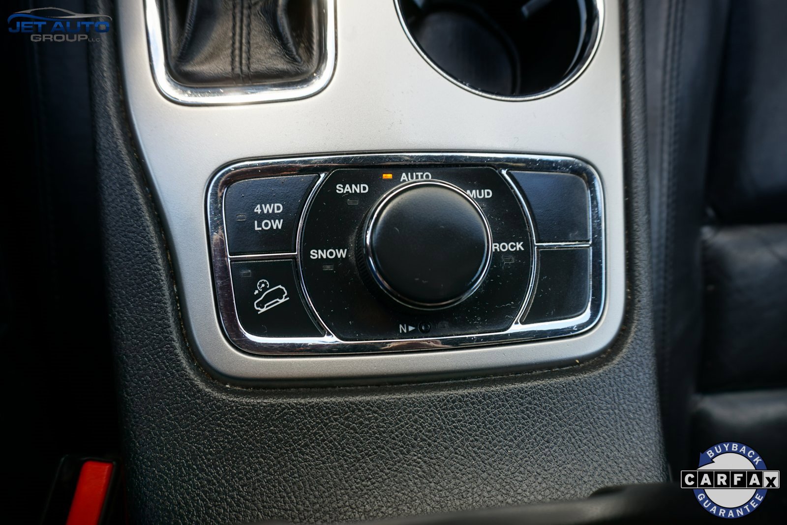 Used 2018 Jeep Grand Cherokee Limited image 40