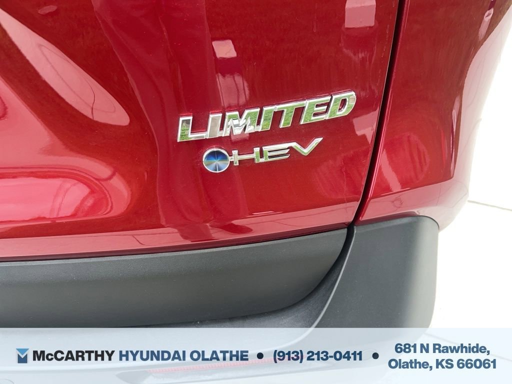 Used 2025 Toyota RAV4 Limited w/ Advanced Technology Package AWD/4WD image 11