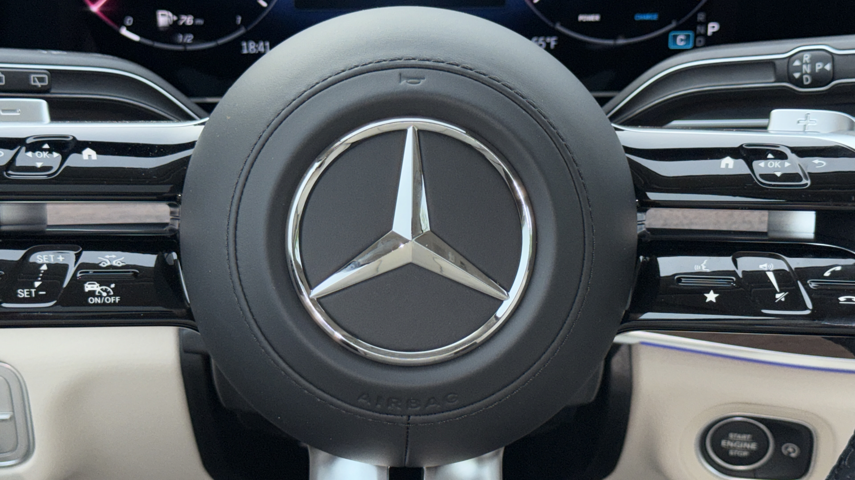 Certified 2026 Mercedes-Benz GLS 450 4MATIC image 32