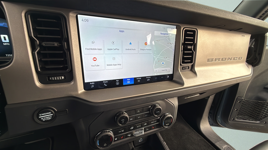 Used 2025 Ford Bronco Outer Banks AWD/4WD image 28