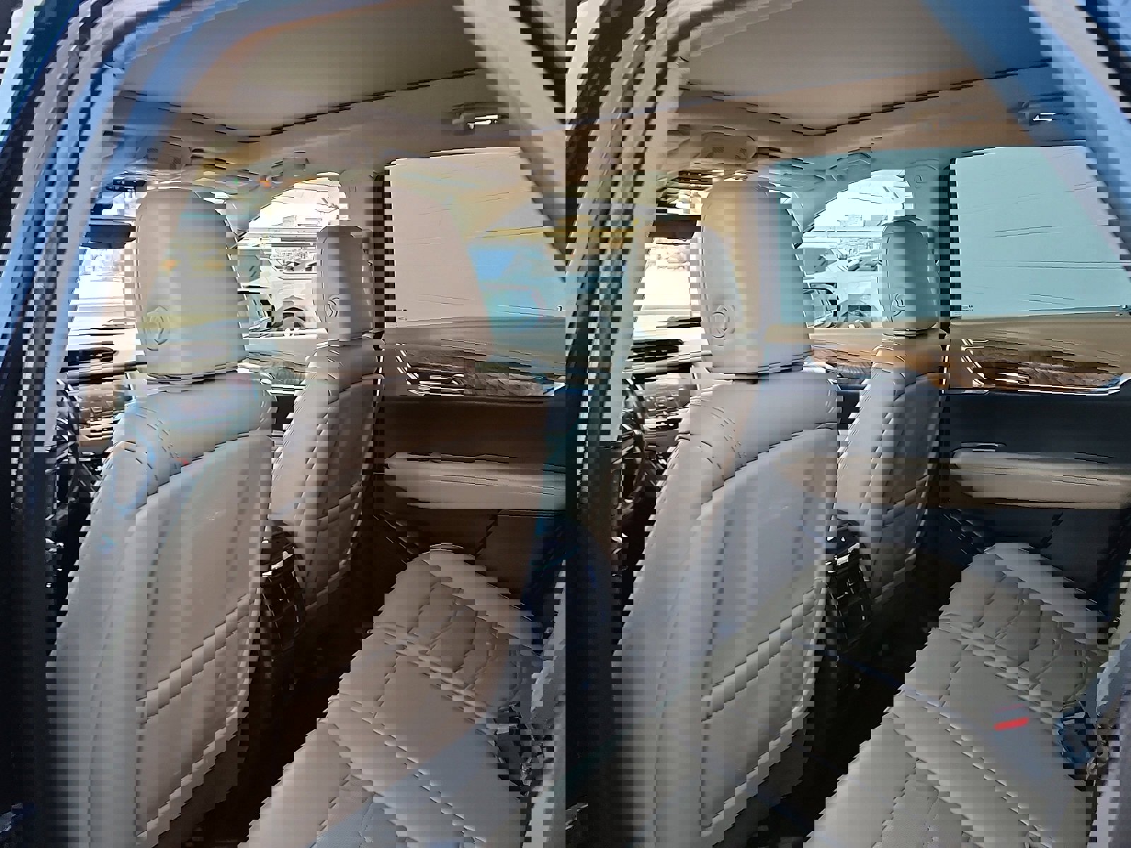 Used 2020 Cadillac XT5 Premium Luxury w/ Platinum Package image 7