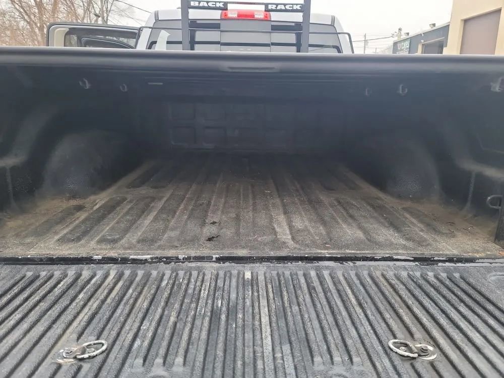 Used 2019 RAM 1500 Classic SLT AWD/4WD image 25