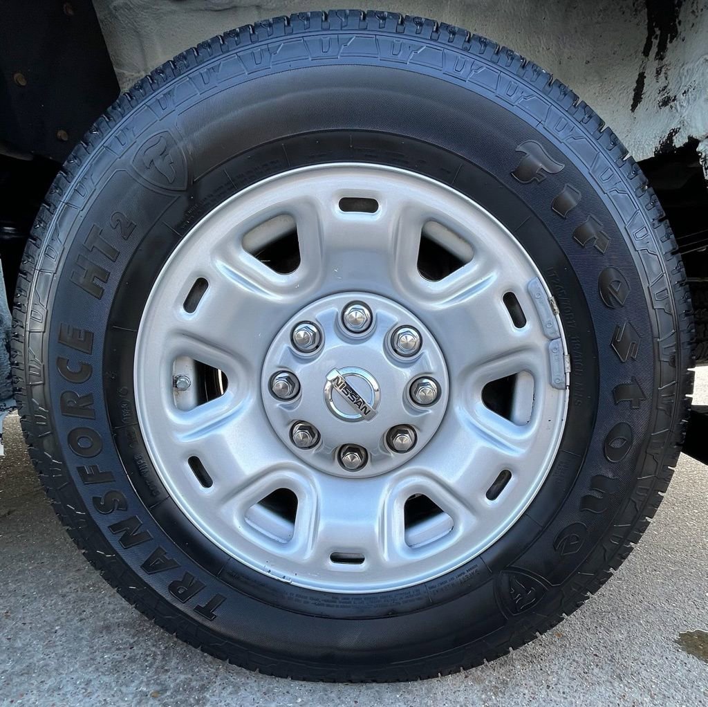 Used 2020 Nissan NV 2500 SV image 13