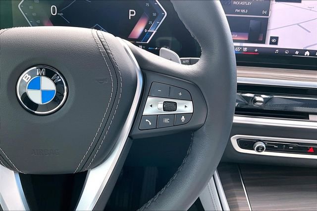 Used 2025 BMW X5 xDrive40i w/ Parking Assistance Package image 21