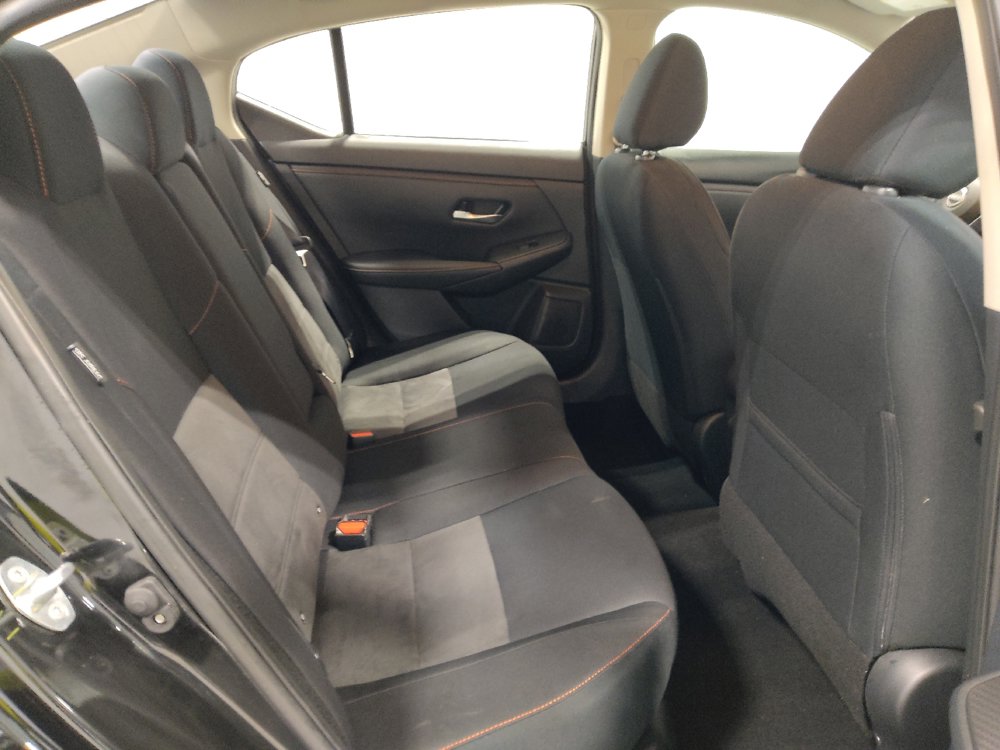 Used 2024 Nissan Sentra SR FWD image 19