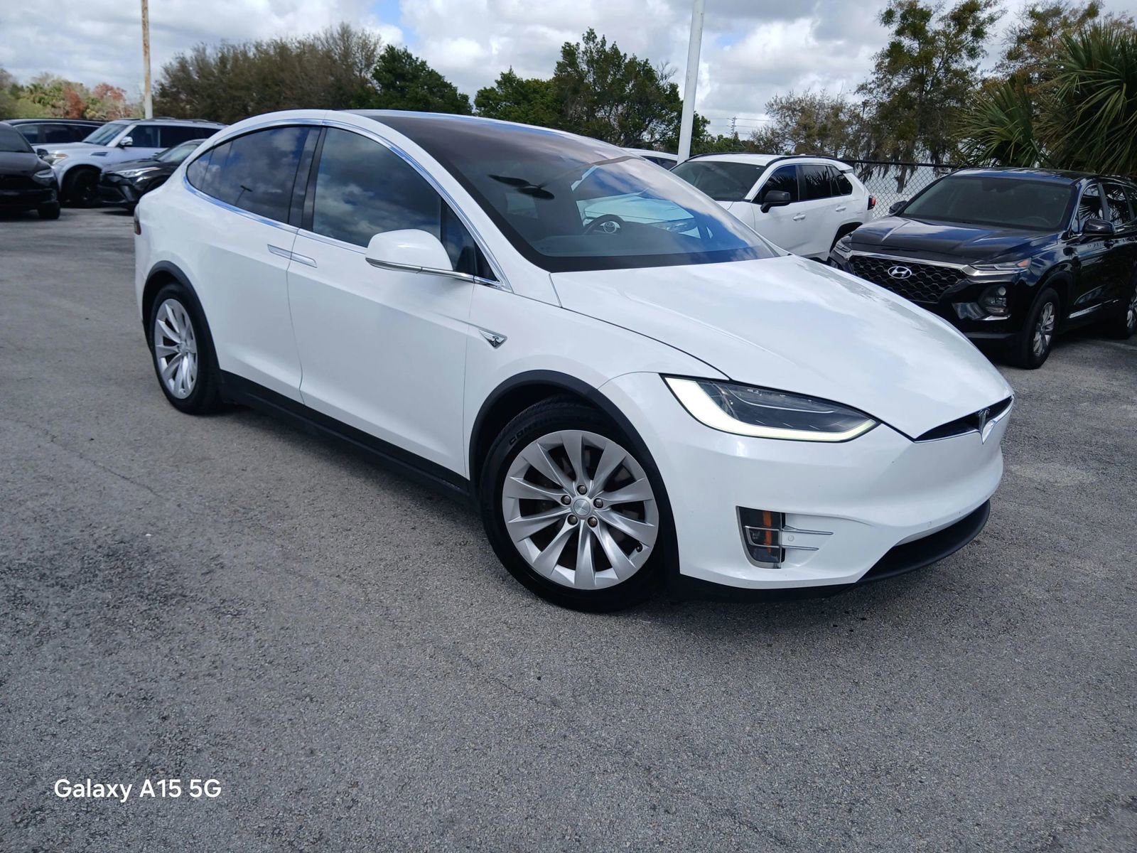 Used 2016 Tesla Model X 75D AWD/4WD image 1