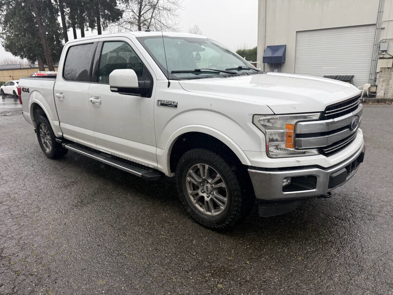 Used 2018 Ford F150 Lariat image 2