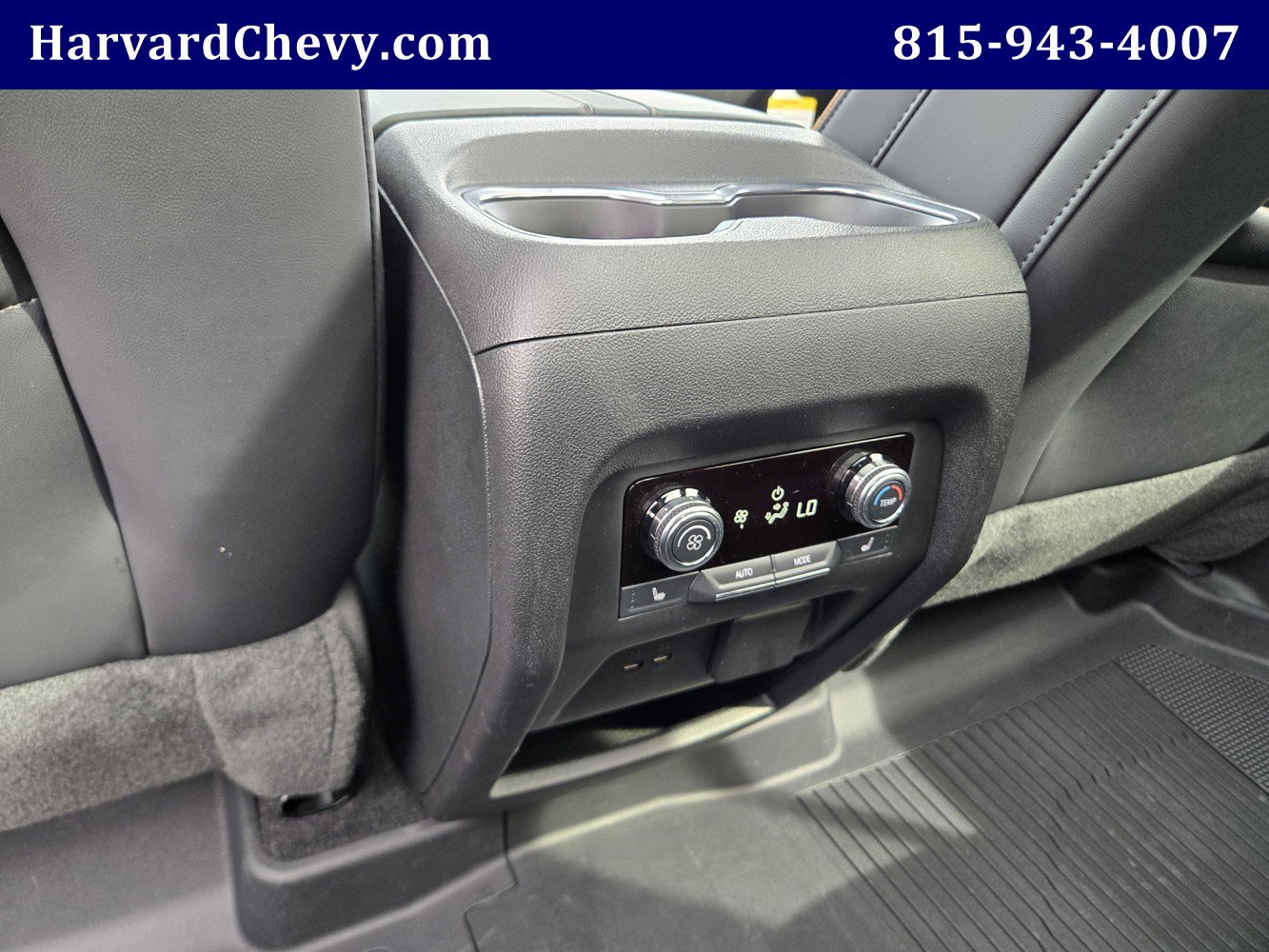 Used 2025 GMC Acadia AT4 w/ Luxury Package AWD/4WD image 31