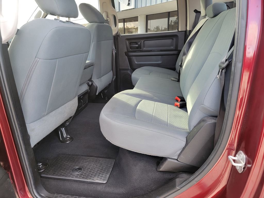 Used 2019 RAM 1500 Express w/ Express Value Package AWD/4WD image 12