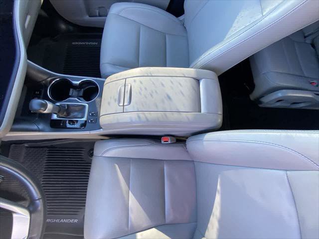 Certified 2019 Toyota Highlander XLE image 21