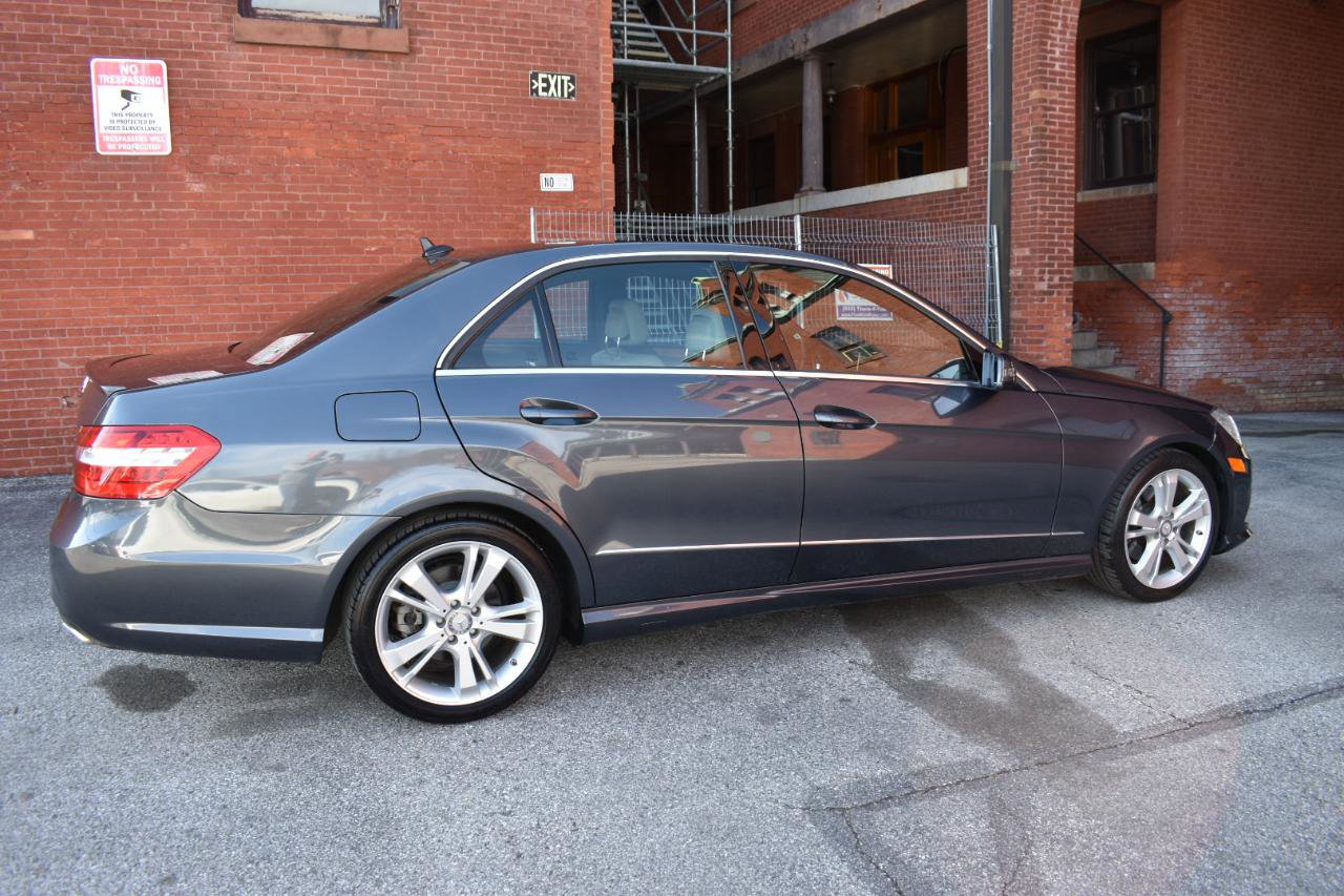 Used 2013 Mercedes-Benz E 350 Sedan image 2