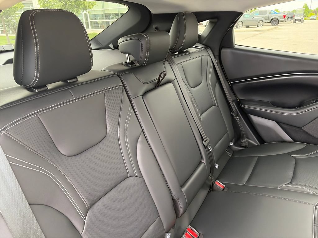Used 2025 Ford Mustang Mach-E Premium AWD/4WD image 35
