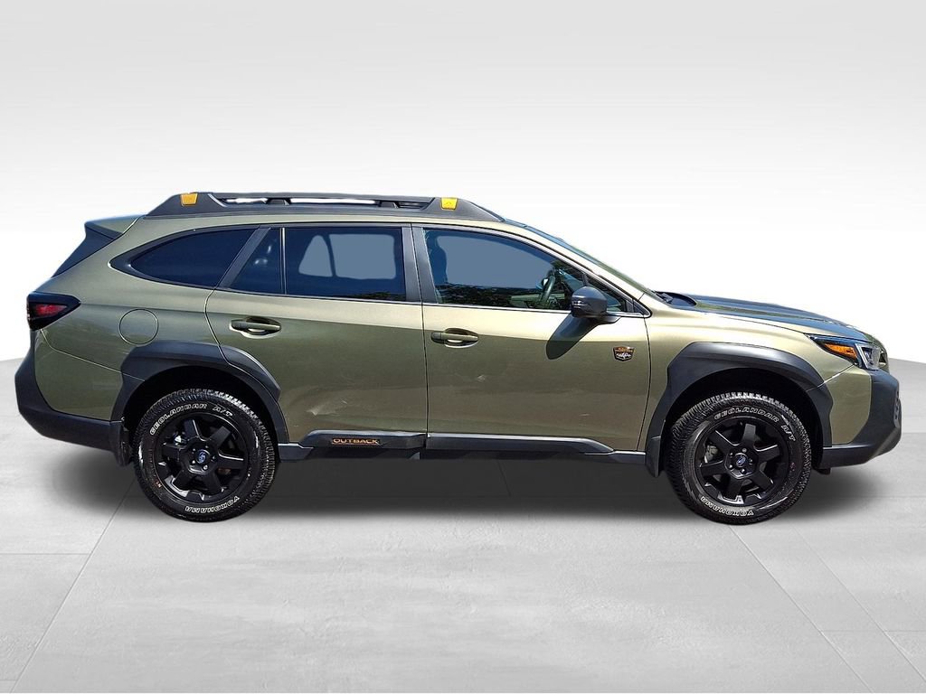 Used 2025 Subaru Outback Wilderness AWD/4WD image 7