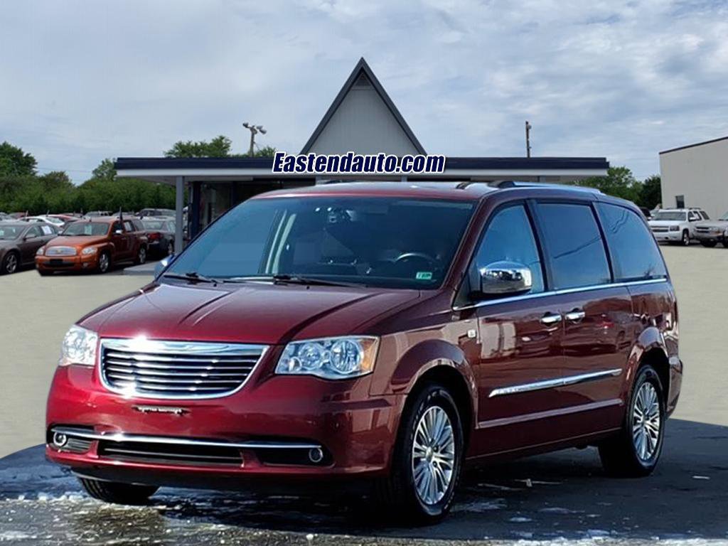 Used 2014 Chrysler Town & Country Touring-L