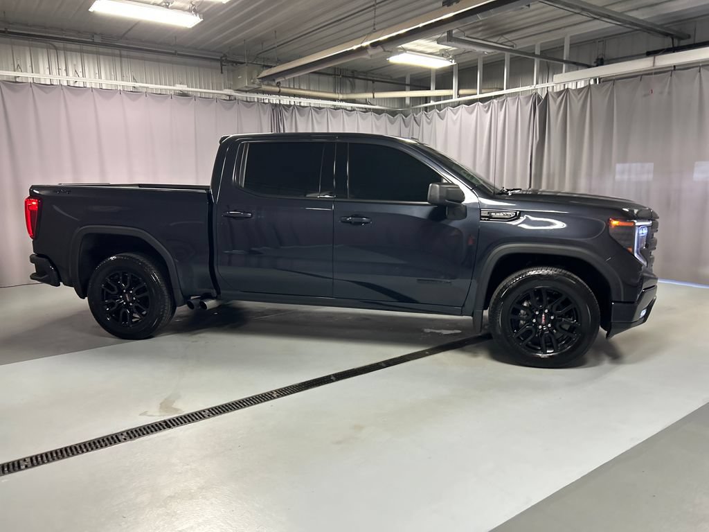 Used 2025 GMC Sierra 1500 Elevation w/ Preferred Package AWD/4WD image 8