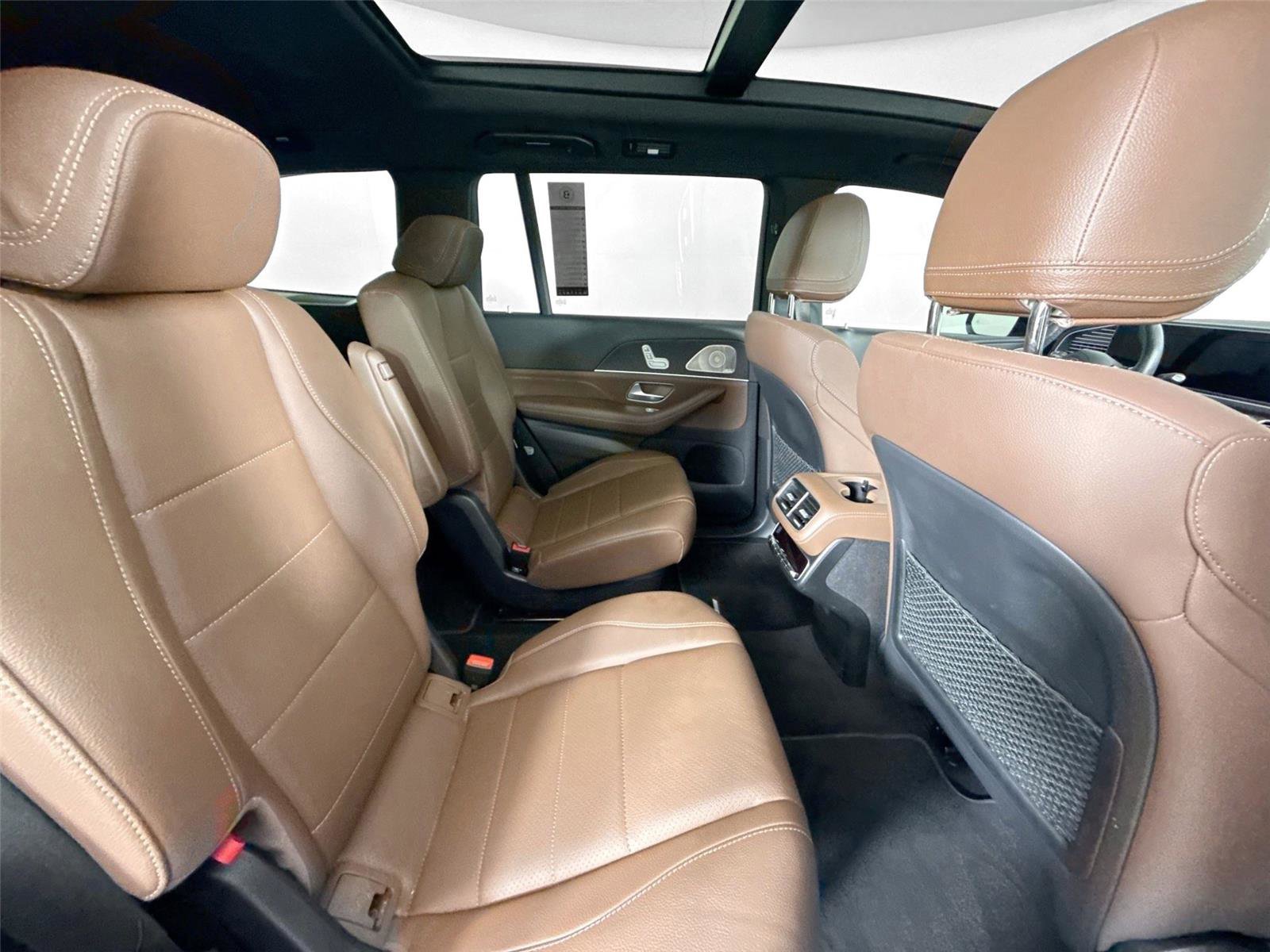 Used 2024 Mercedes-Benz GLS 450 4MATIC w/ AMG Line Exterior image 45