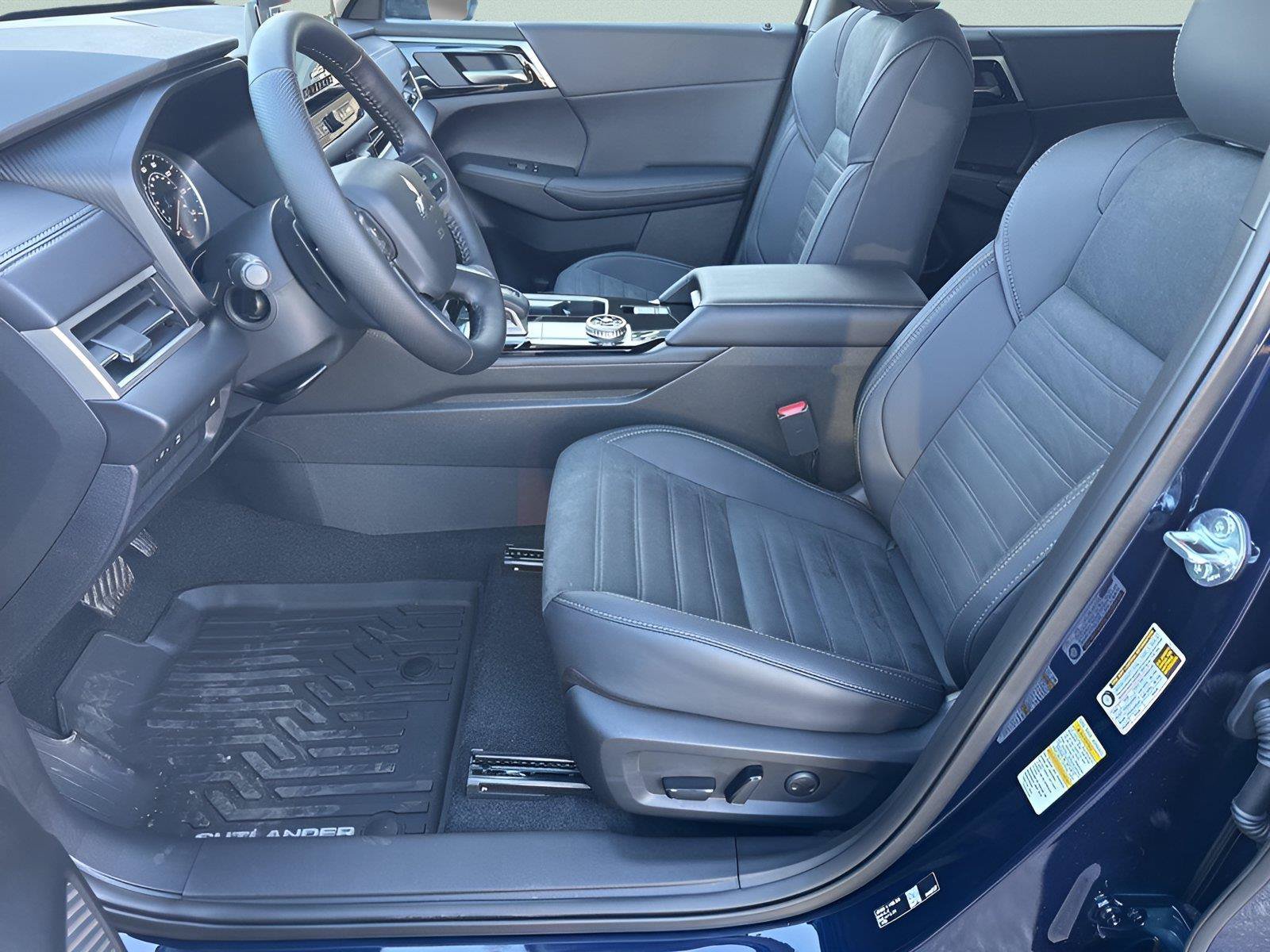 New 2026 Mitsubishi Outlander SE FWD image 24