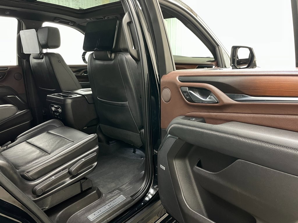 Used 2021 GMC Yukon Denali w/ Denali Ultimate Package image 46