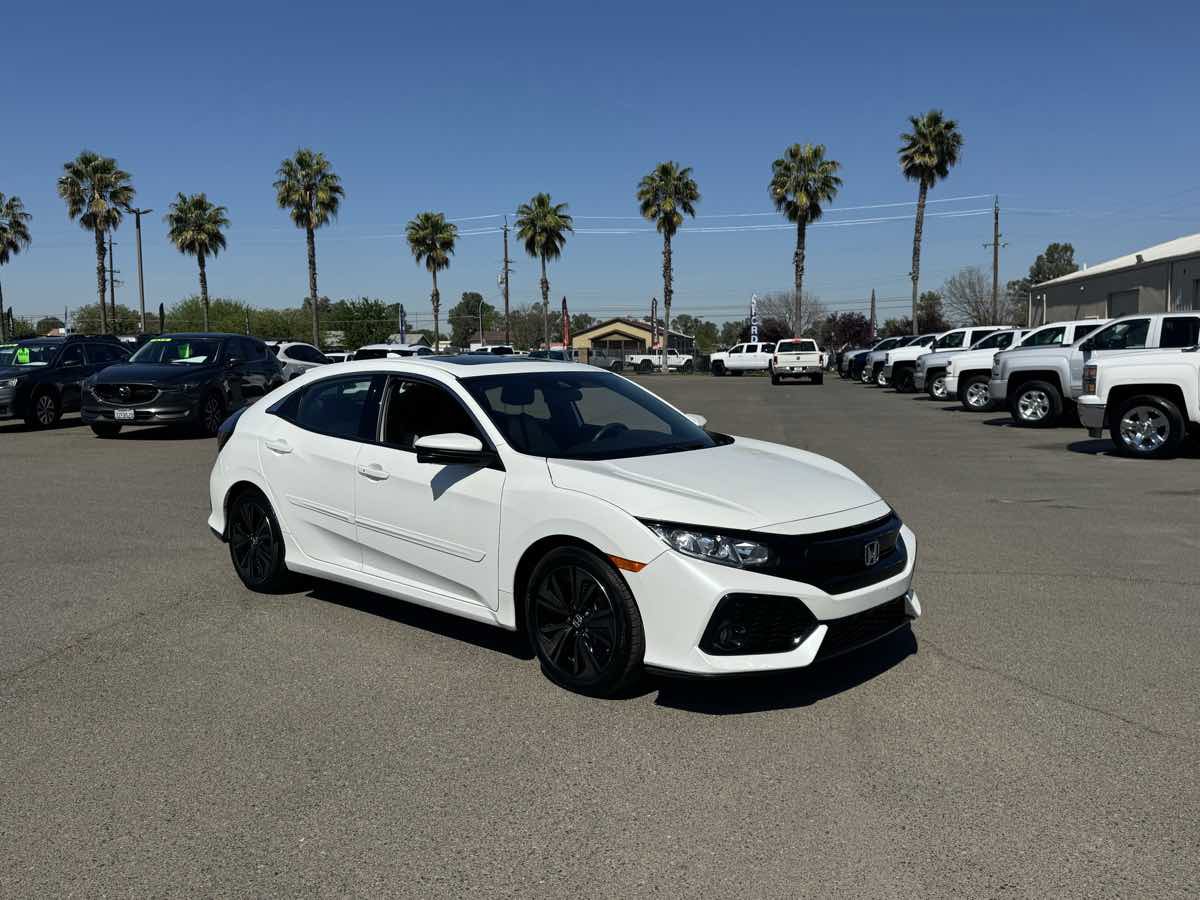 Used 2019 Honda Civic EX image 2