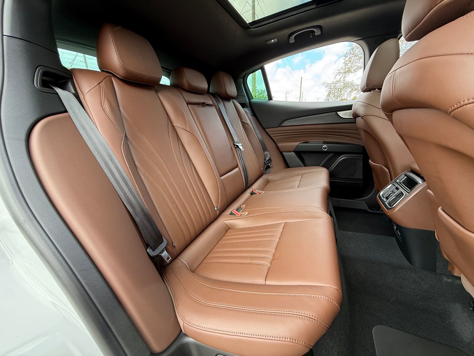 Used 2023 Maserati Grecale GT image 18