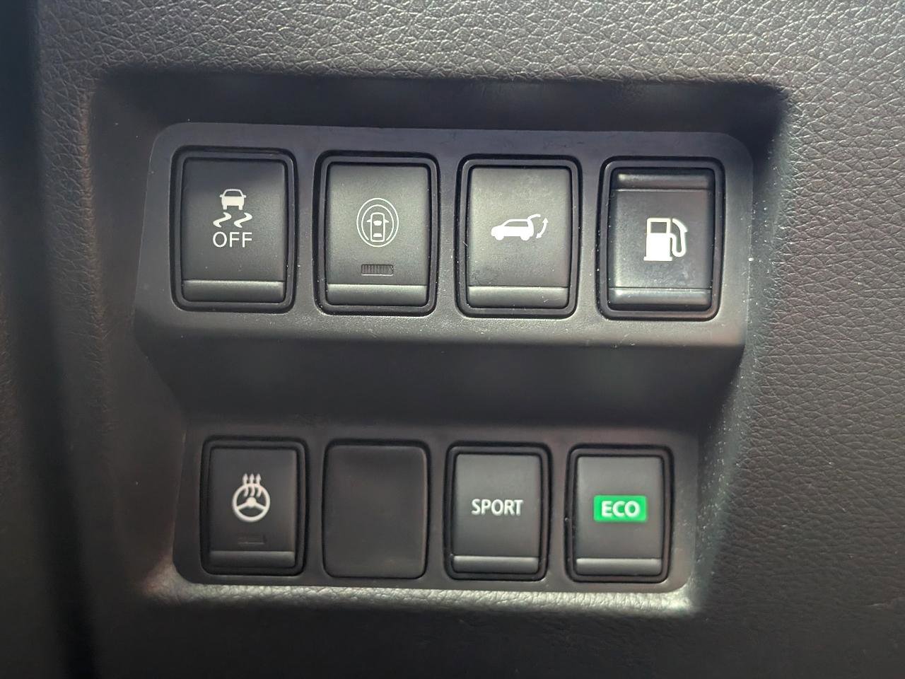 Used 2018 Nissan Rogue SL FWD image 12