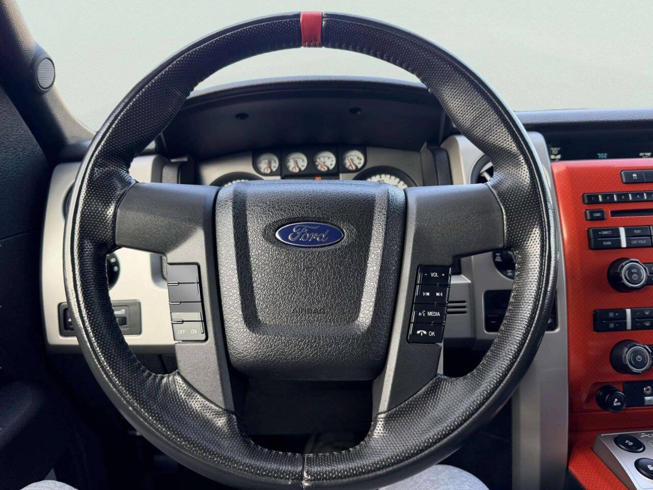 Used 2010 Ford F150 Raptor AWD/4WD image 25