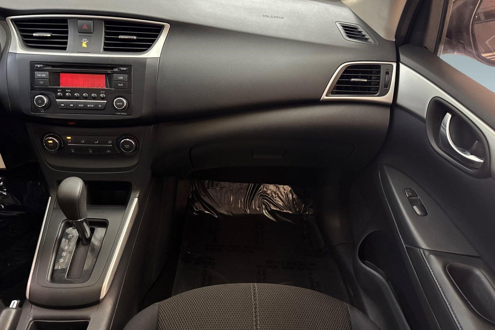 Used 2016 Nissan Sentra S FWD image 28