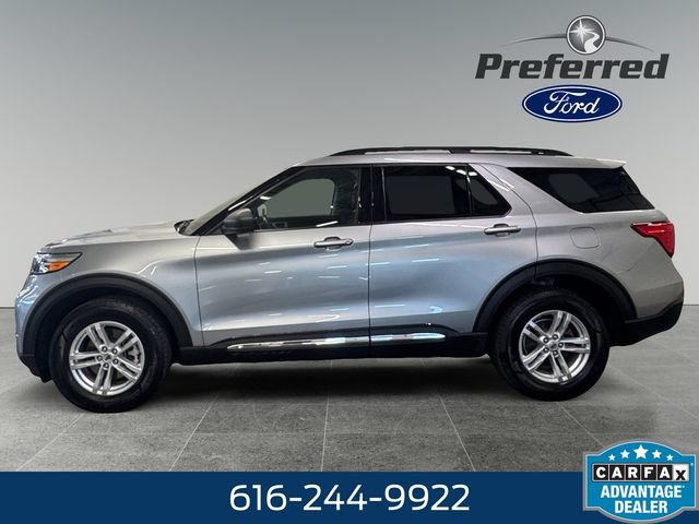 Used 2023 Ford Explorer XLT w/ Equipment Group 202A AWD/4WD image 9