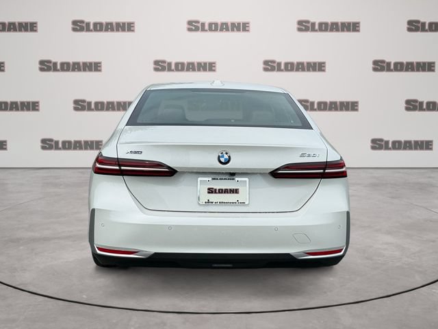 Used 2026 BMW 530i xDrive AWD/4WD image 4