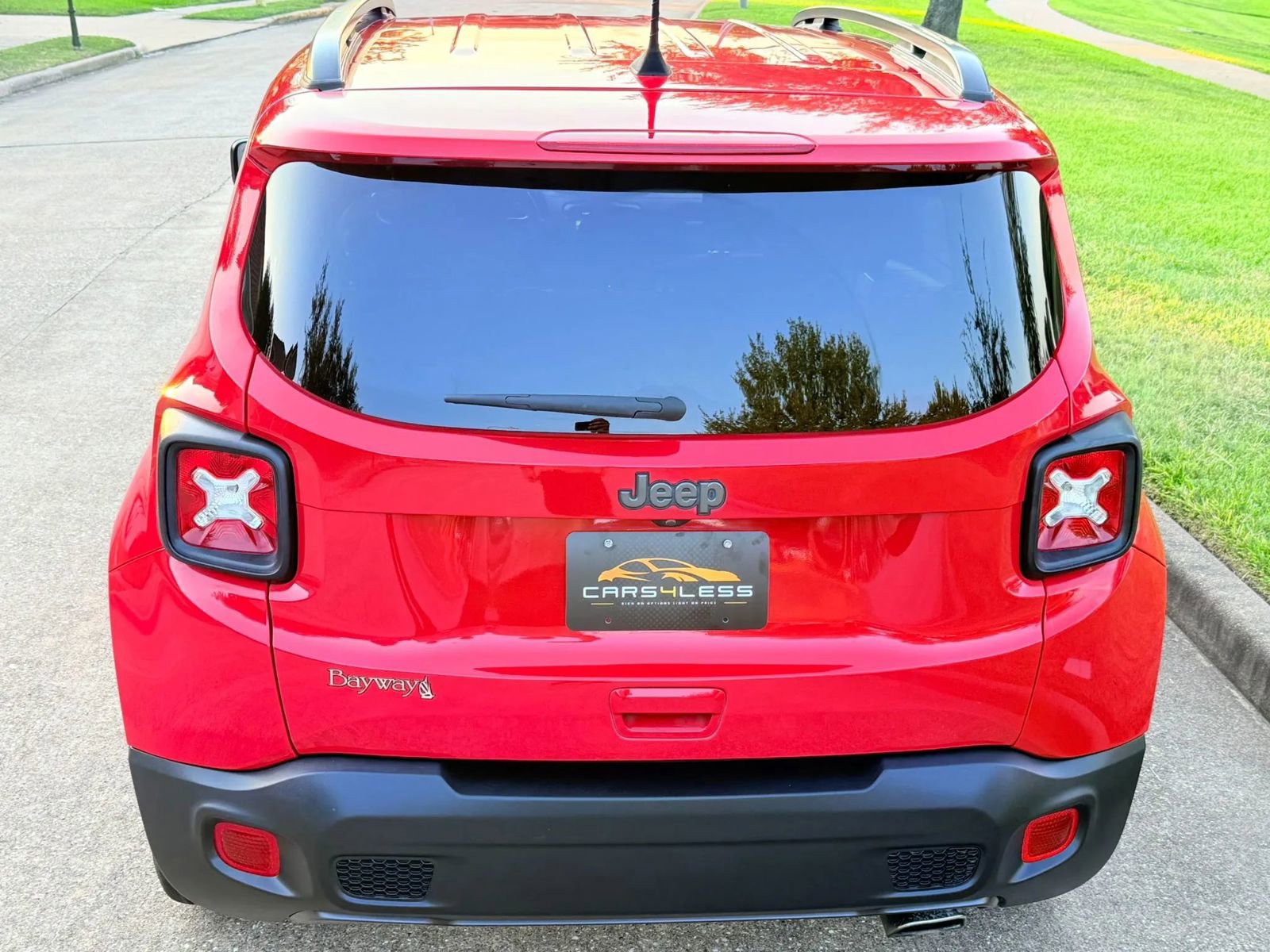 Used 2021 Jeep Renegade Latitude image 18