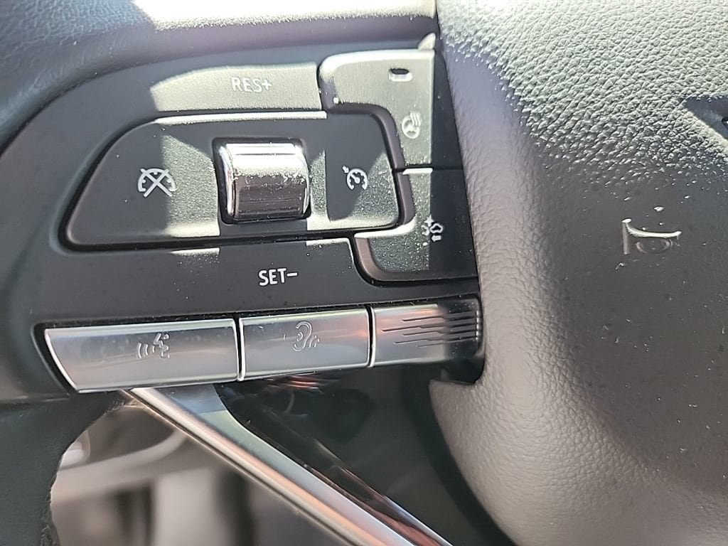 Certified 2021 Cadillac Escalade Sport w/ LPO, ONYX Package AWD/4WD image 10