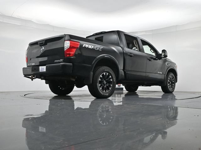Used 2017 Nissan Titan PRO-4X w/ Pro-4x Convenience Package AWD/4WD image 32