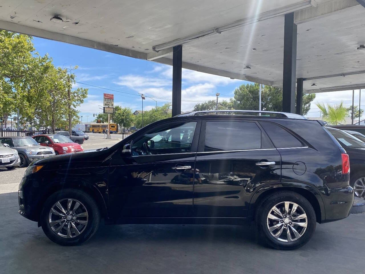 Used 2013 Kia Sorento SX w/ SX Premium Pkg FWD image 11