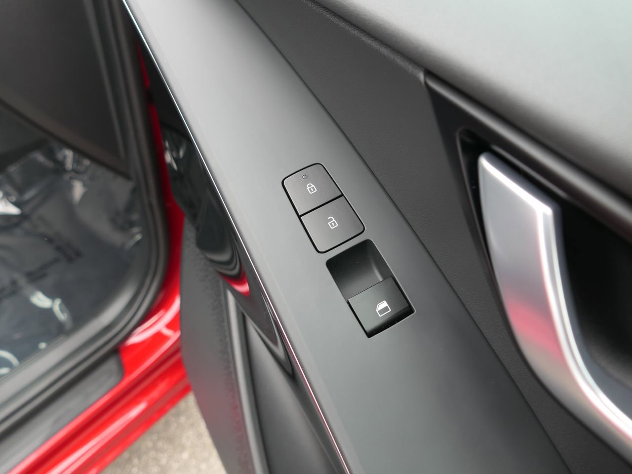 Used 2023 Kia Niro EX Touring image 26